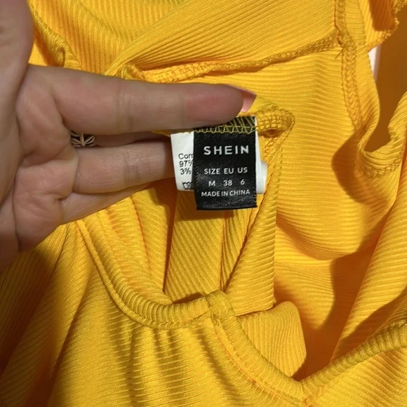 Shein Yellow Ruffle Ribbed Bodysuit Size M - Picture 6 of 7
